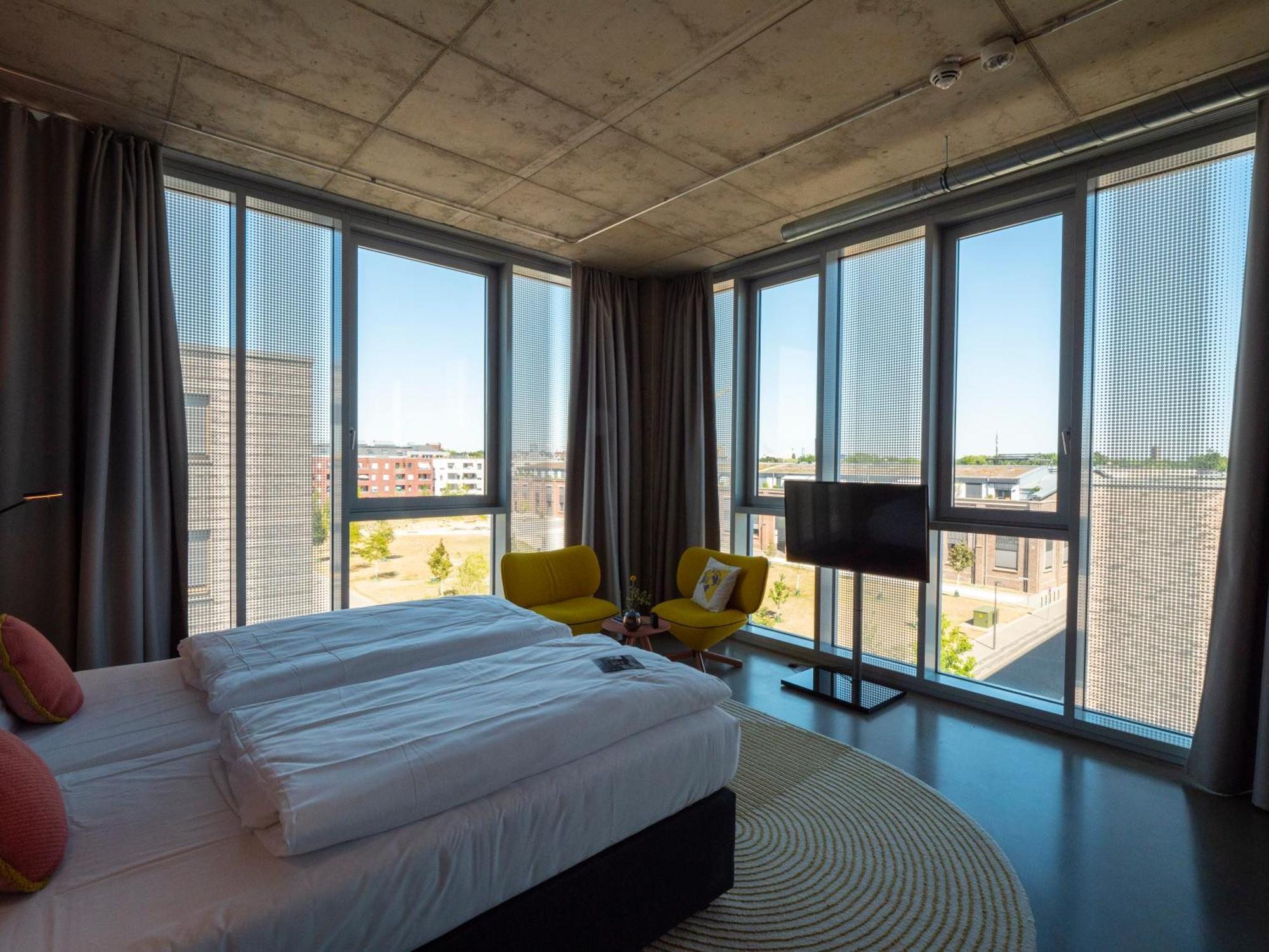 Theclouth Hotel 3*